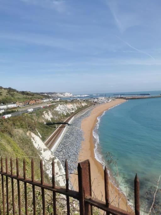Modern 2 Bedroom Flat By Dover Port, Castle& Sea! Luaran gambar