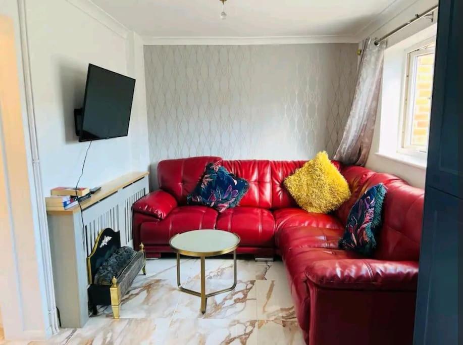 Modern 2 Bedroom Flat By Dover Port, Castle& Sea! Luaran gambar